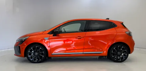 BV73VLW Renault Clio 1.6 E-TECH full hybrid 145 Esprit Alpine 5dr Auto Thumbnail #4