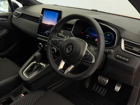 BV73VLW Renault Clio 1.6 E-TECH full hybrid 145 Esprit Alpine 5dr Auto Thumbnail #19