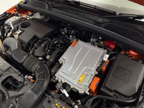 BV73VLW Renault Clio 1.6 E-TECH full hybrid 145 Esprit Alpine 5dr Auto Thumbnail #29
