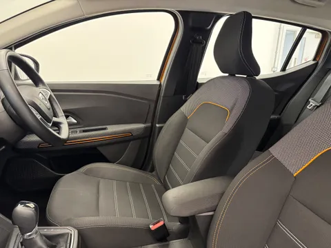 CN21OYF Dacia Sandero Stepway 1.0 TCe Prestige 5dr CVT Thumbnail #10