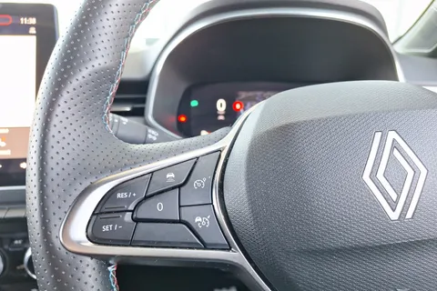 HT25FRU Renault Clio 1.0 TCe 90 Esprit Alpine 5dr Thumbnail #31