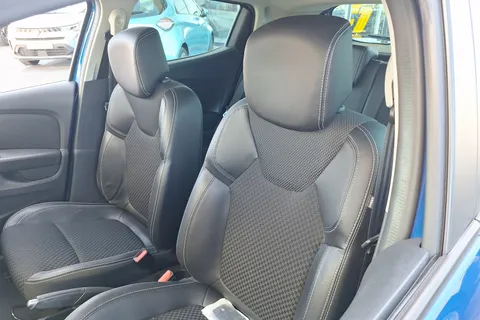 BF19XWR Renault Clio 0.9 TCE 90 GT Line 5dr Thumbnail #29