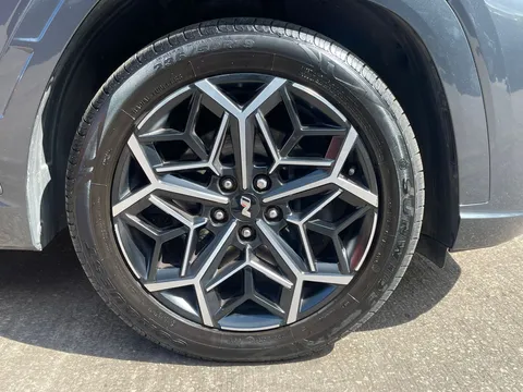 MK73SNF Hyundai Tucson 1.6 TGDi N Line 5dr 2WD Thumbnail #20