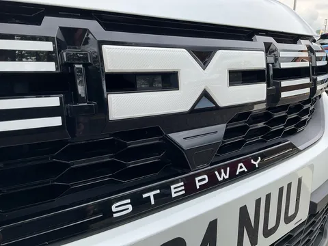 BV24NUU Dacia Sandero Stepway 1.0 TCe Essential 5dr Thumbnail #30