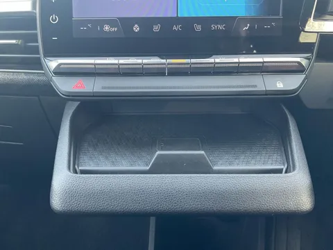 HV72UDJ Renault Megane E-Tech EV60 160kW Equilibre 60kWh Optimum Charge 5dr Auto Thumbnail #13