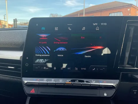 HV72UDJ Renault Megane E-Tech EV60 160kW Equilibre 60kWh Optimum Charge 5dr Auto Thumbnail #10
