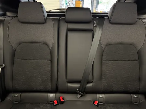LF75EKP Nissan Qashqai 1.3 DiG-T MH N-Connecta [Glass Roof] 5dr Thumbnail #17