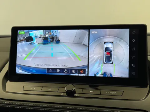 LF75EKP Nissan Qashqai 1.3 DiG-T MH N-Connecta [Glass Roof] 5dr Thumbnail #24