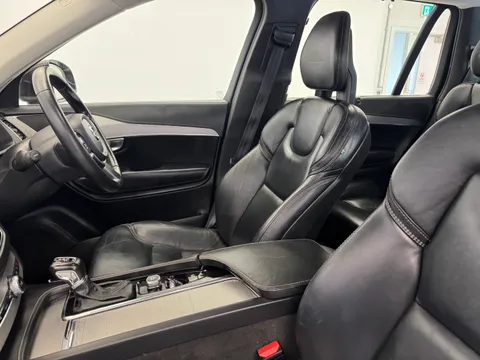 YW17FHH Volvo XC90 2.0 D5 PowerPulse Inscription Pro 5dr AWD G tronic Thumbnail #9