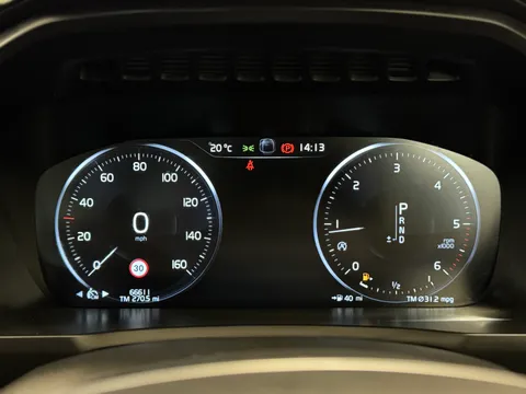YW17FHH Volvo XC90 2.0 D5 PowerPulse Inscription Pro 5dr AWD G tronic Thumbnail #34