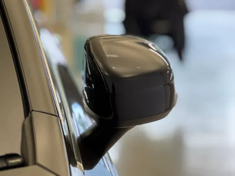 YW17FHH Volvo XC90 2.0 D5 PowerPulse Inscription Pro 5dr AWD G tronic Thumbnail #37