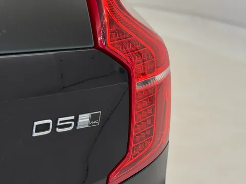 YW17FHH Volvo XC90 2.0 D5 PowerPulse Inscription Pro 5dr AWD G tronic Thumbnail #39