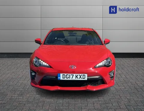 DG17KXD Toyota GT86 2.0 D-4S 2dr Auto Thumbnail #3