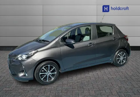 KF18JZC Toyota Yaris 1.0 VVT-i Icon Tech 5dr Thumbnail #4