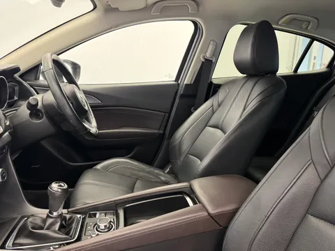 DF18VCY Mazda Mazda3 2.0 Sport Nav 5dr Thumbnail #15