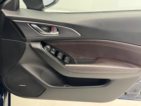 DF18VCY Mazda Mazda3 2.0 Sport Nav 5dr Thumbnail #20