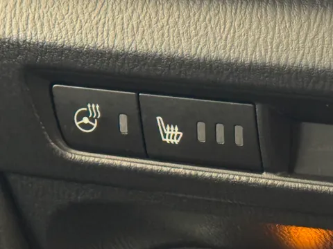DF18VCY Mazda Mazda3 2.0 Sport Nav 5dr Thumbnail #32