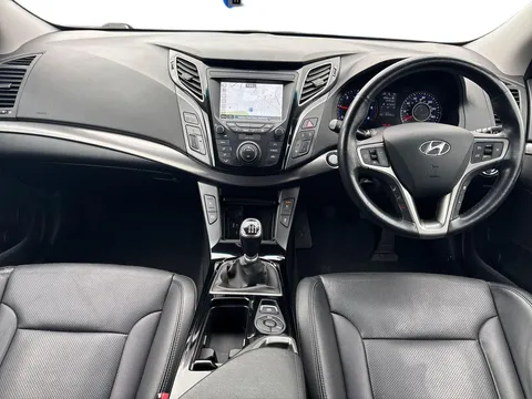 YP18AUH Hyundai i40 1.7 CRDi Blue Drive SE Nav Business 5dr Thumbnail #11