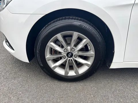 YP18AUH Hyundai i40 1.7 CRDi Blue Drive SE Nav Business 5dr Thumbnail #20