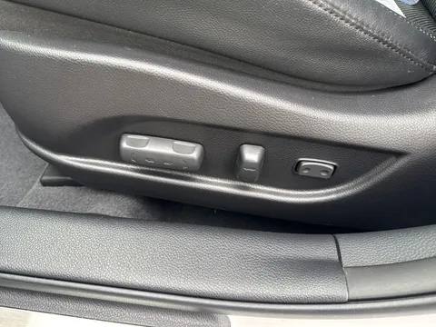 YP18AUH Hyundai i40 1.7 CRDi Blue Drive SE Nav Business 5dr Thumbnail #25