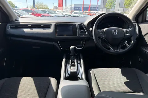 LC68YTL Honda Hr-V 1.5 i-VTEC SE CVT 5dr Thumbnail #5
