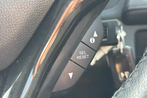 LC68YTL Honda Hr-V 1.5 i-VTEC SE CVT 5dr Thumbnail #19