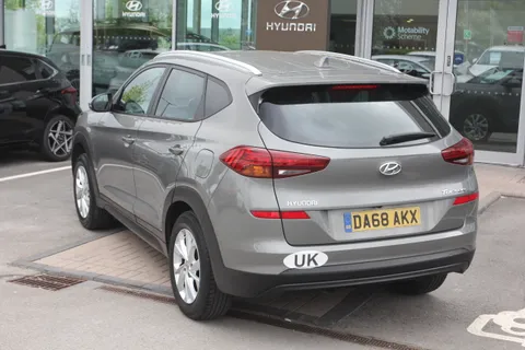 DA68AKX Hyundai Tucson 1.6 GDi SE Nav 5dr 2WD Thumbnail #3