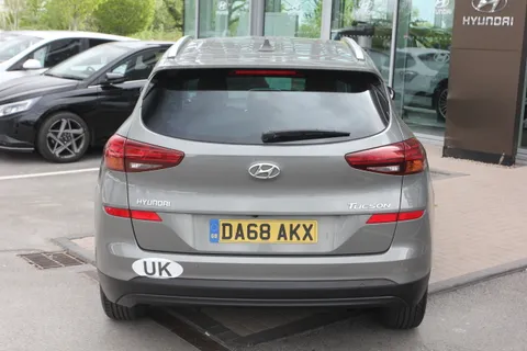 DA68AKX Hyundai Tucson 1.6 GDi SE Nav 5dr 2WD Thumbnail #4