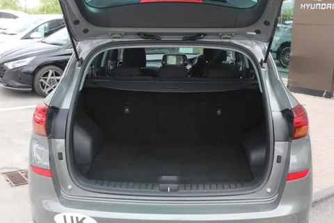 DA68AKX Hyundai Tucson 1.6 GDi SE Nav 5dr 2WD Thumbnail #8