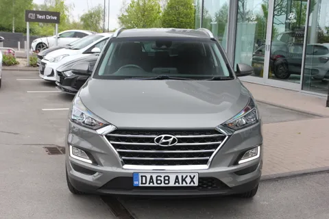 DA68AKX Hyundai Tucson 1.6 GDi SE Nav 5dr 2WD Thumbnail #2
