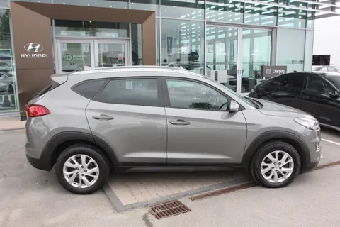 DA68AKX Hyundai Tucson 1.6 GDi SE Nav 5dr 2WD Thumbnail #5