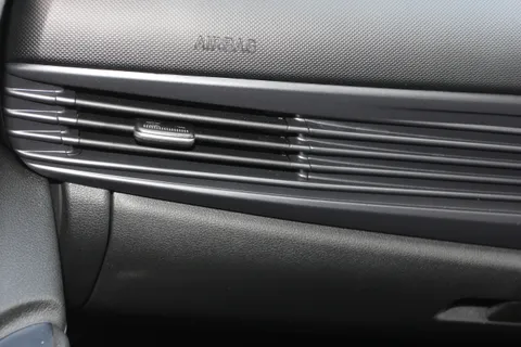 DG75AWH Hyundai i20 1.0T GDi Advance [Nav] 5dr Thumbnail #8
