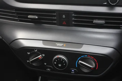DG75AWH Hyundai i20 1.0T GDi Advance [Nav] 5dr Thumbnail #23