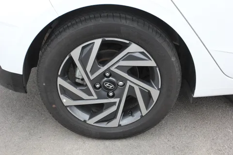 DG75AWX Hyundai i20 1.0T GDi Advance [Nav] 5dr Thumbnail #4