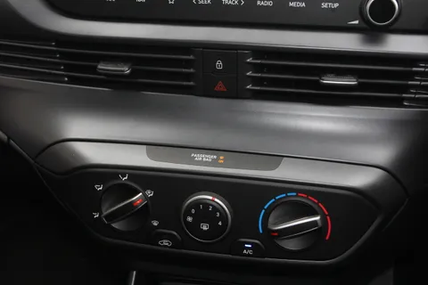 DG75AWX Hyundai i20 1.0T GDi Advance [Nav] 5dr Thumbnail #23