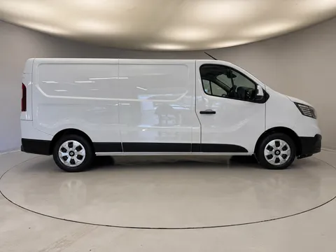 HN74NTC Renault Trafic LL30 Blue dCi 130 Advance [Safety] Van Thumbnail #4