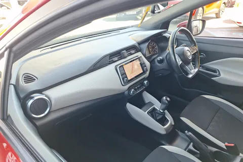 29 of 40 for Nissan Micra 1.0 IG-T 100 N-Connecta 5dr