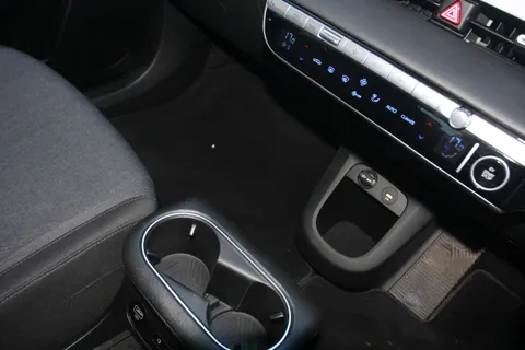 24 of 37 for Hyundai Ioniq 5 125kW SE Connect 58 kWh 5dr Auto