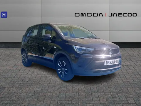 DE23MHN Vauxhall Crossland 1.2 Turbo Design 5dr Thumbnail #1