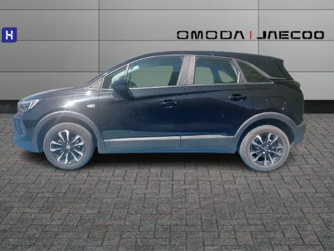 DE23MHN Vauxhall Crossland 1.2 Turbo Design 5dr Thumbnail #5