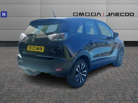 DE23MHN Vauxhall Crossland 1.2 Turbo Design 5dr Thumbnail #6