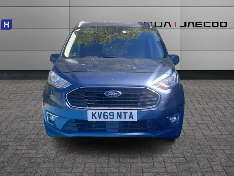 KV69NTA Ford Grand Tourneo Connect 1.5 EcoBlue 120 Titanium 5dr Thumbnail #3