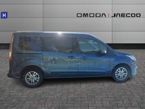 KV69NTA Ford Grand Tourneo Connect 1.5 EcoBlue 120 Titanium 5dr Thumbnail #8