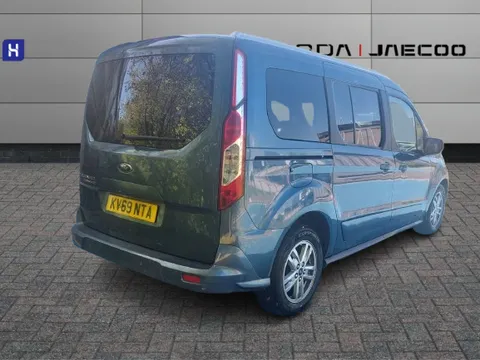 KV69NTA Ford Grand Tourneo Connect 1.5 EcoBlue 120 Titanium 5dr Thumbnail #9
