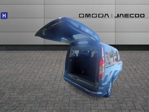 KV69NTA Ford Grand Tourneo Connect 1.5 EcoBlue 120 Titanium 5dr Thumbnail #10