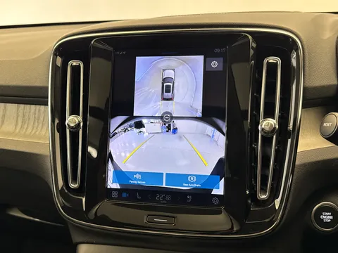 RA74CVF Volvo XC40 2.0 B4P Ultra Dark 5dr Auto Thumbnail #23