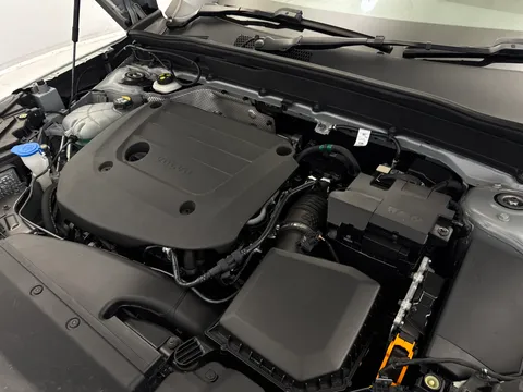 RA74CVF Volvo XC40 2.0 B4P Ultra Dark 5dr Auto Thumbnail #27