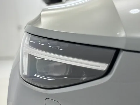 RA74CVF Volvo XC40 2.0 B4P Ultra Dark 5dr Auto Thumbnail #32