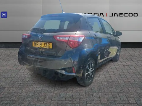 KF18JZC Toyota Yaris 1.0 VVT-i Icon Tech 5dr Thumbnail #5