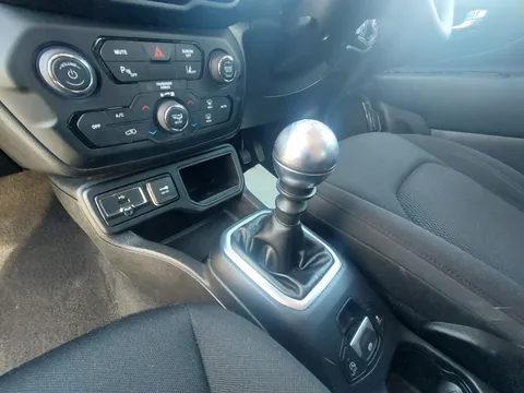 SF21WFV Jeep Renegade 1.0 T3 GSE Night Eagle II 5dr Thumbnail #17